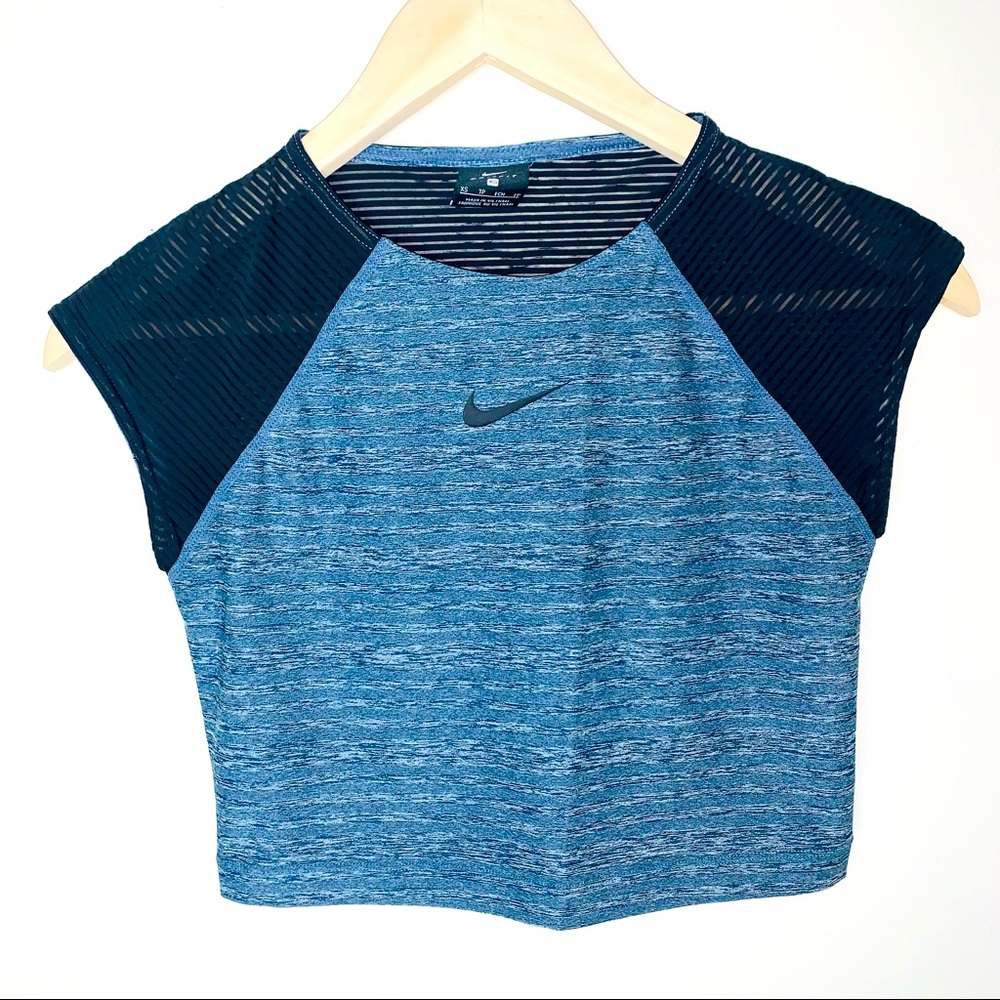 Nike Dri Fit  Grey & Black Breathable Quick Dry Crop Top Women's XS